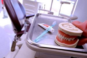 toothbrush toothpaste