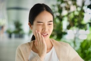 what do healthy gums look like symptoms